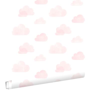 behang gestempelde wolkjes licht roze en wit